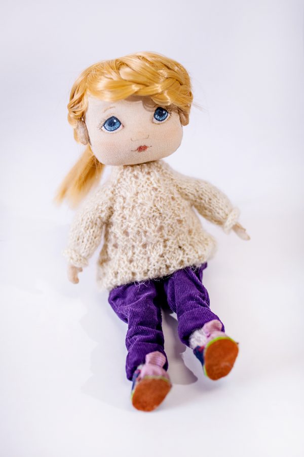 Textile play doll - Image 3