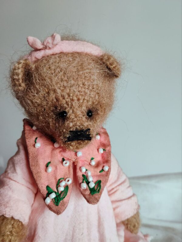 The Vintage Teddy With a Gentle Heart